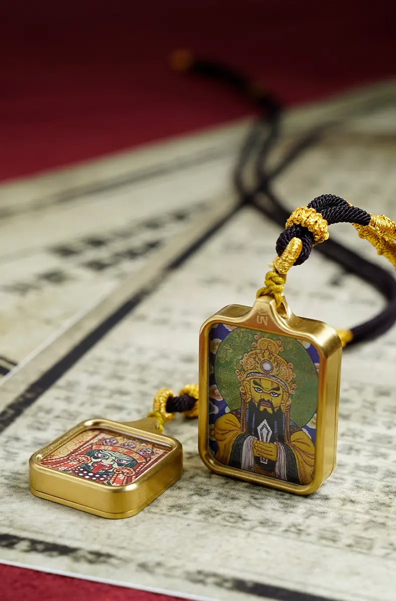 Tibetan Thangka Necklace: Divine Protection and Mysterious Power Combined